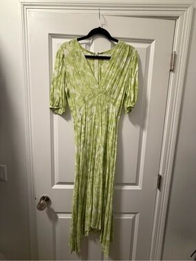 Faithful the Brand - Flowing Green Tie-Dye V-Neck Maxi Dress